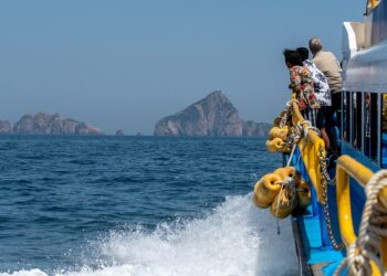 Overcoming the Unknown: Navigating Travel Challenges with Confidence